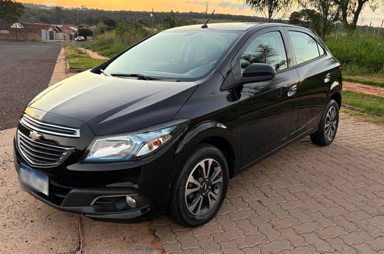 CHEVROLET ONIX 1.4 MPFI LTZ 8V FLEX 4P MANUAL CHEVROLET ONIX 1.4 MPFI LTZ 8V FLEX 4P MANUAL